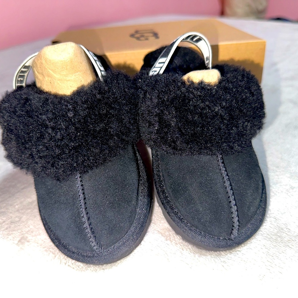 Toddler Uggs slide